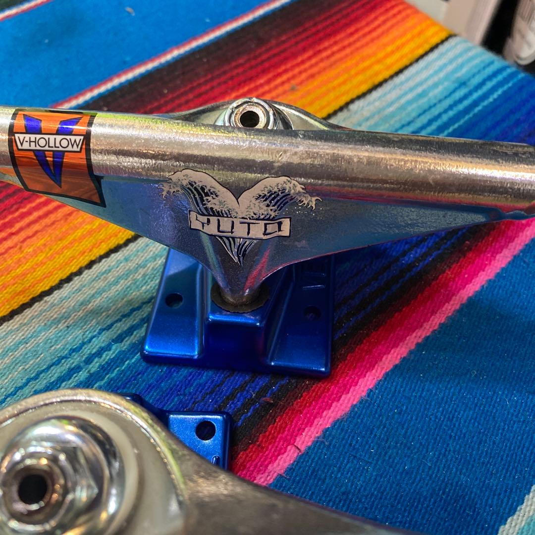 ベンチャーYUTO V-HOLLOW トラック シルバー/ブルー5.2H