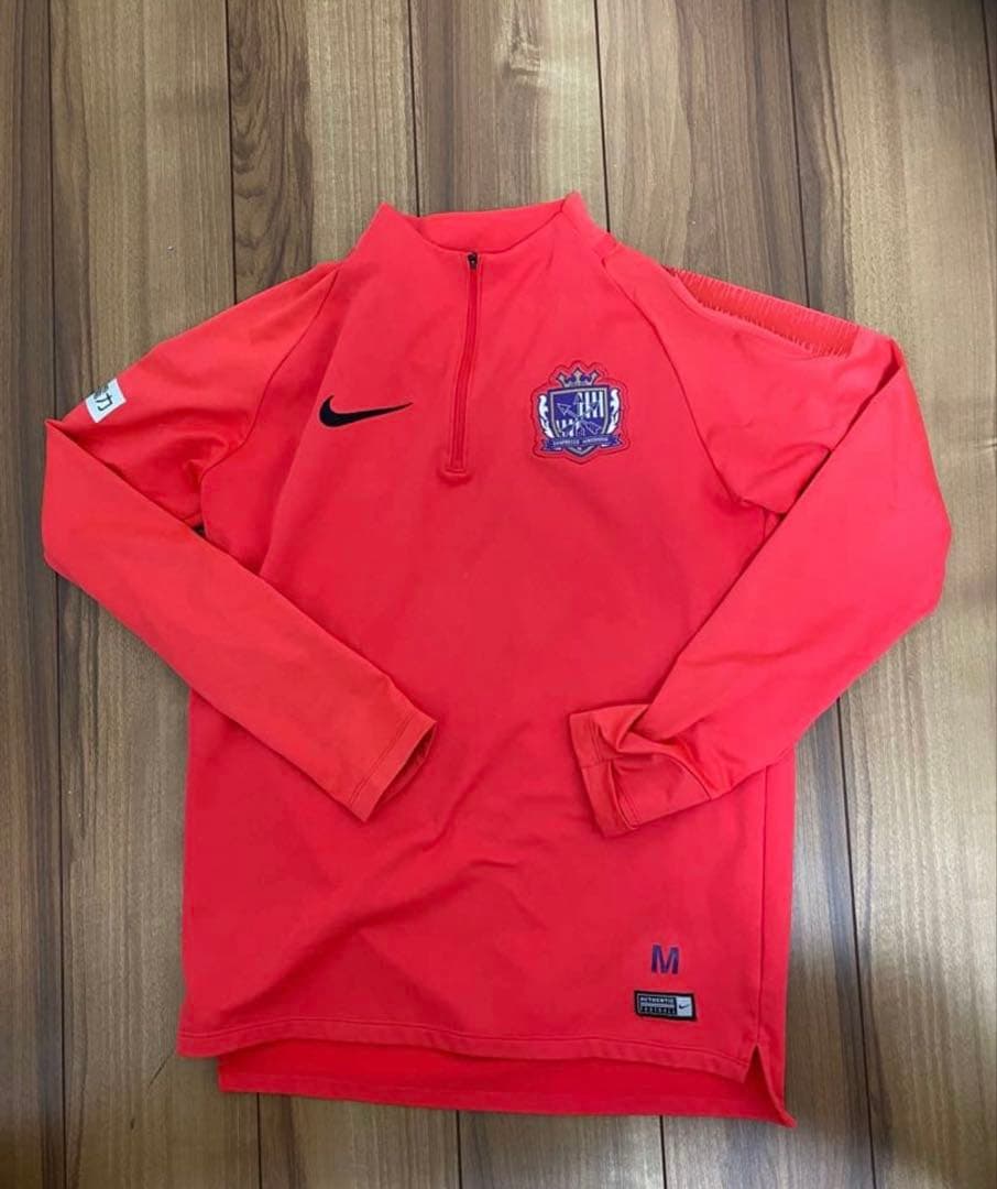 サンフレッチェ広島　ハーフジップ　M