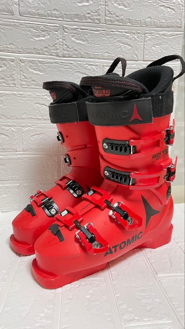 ATOMIC REDSTER WORLD CUP110 男性用スキーブーツ