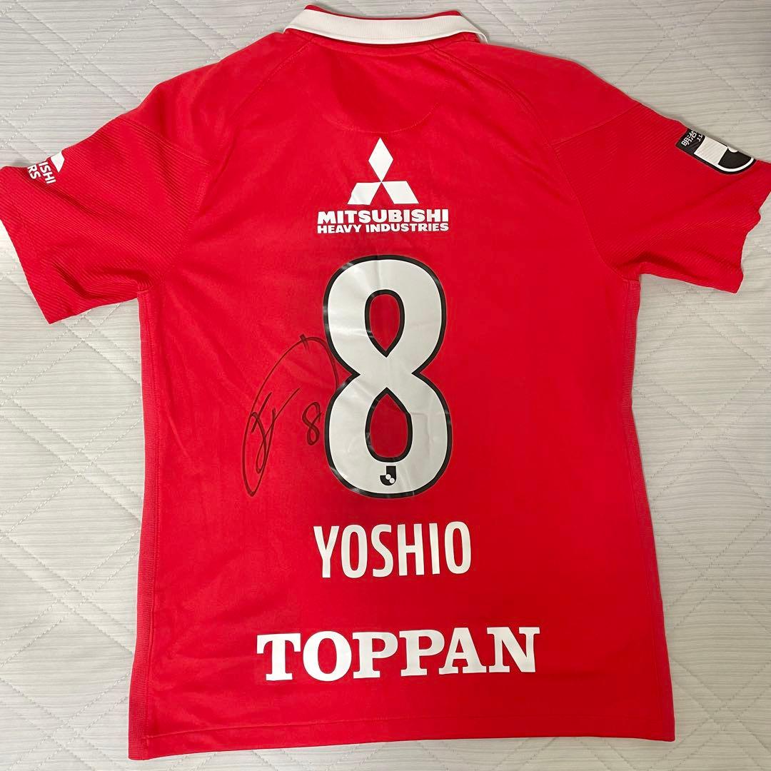 浦和レッズ／2022ユニフォーム／小泉佳穂／直筆サイン入り／Lサイズ