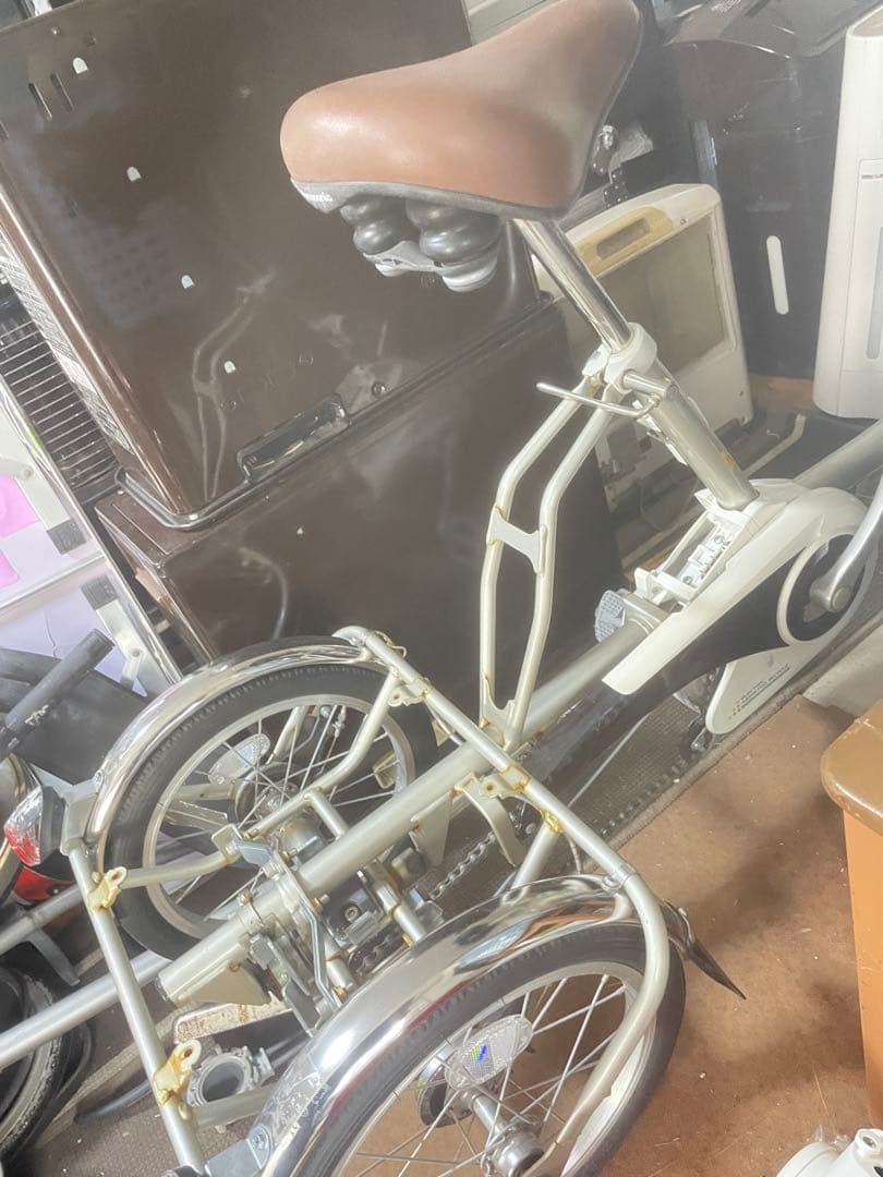 三輪自転車 シルバー 取りに来られる方大歓迎です。