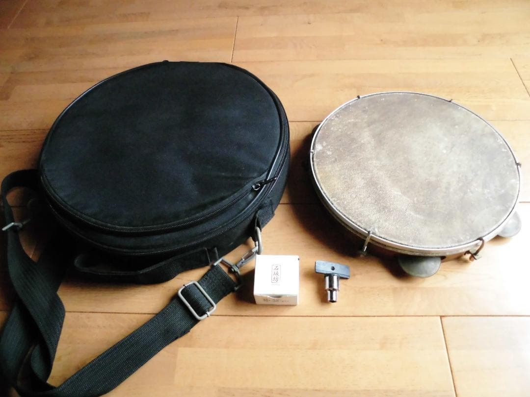 パンデイロ (ケース付)　percusanga 山羊皮　直径10インチ
