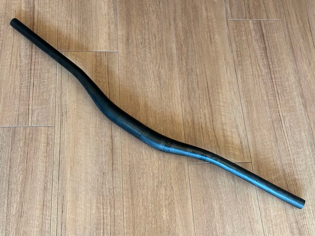 FORMOSA F53 カーボンハンドルバー