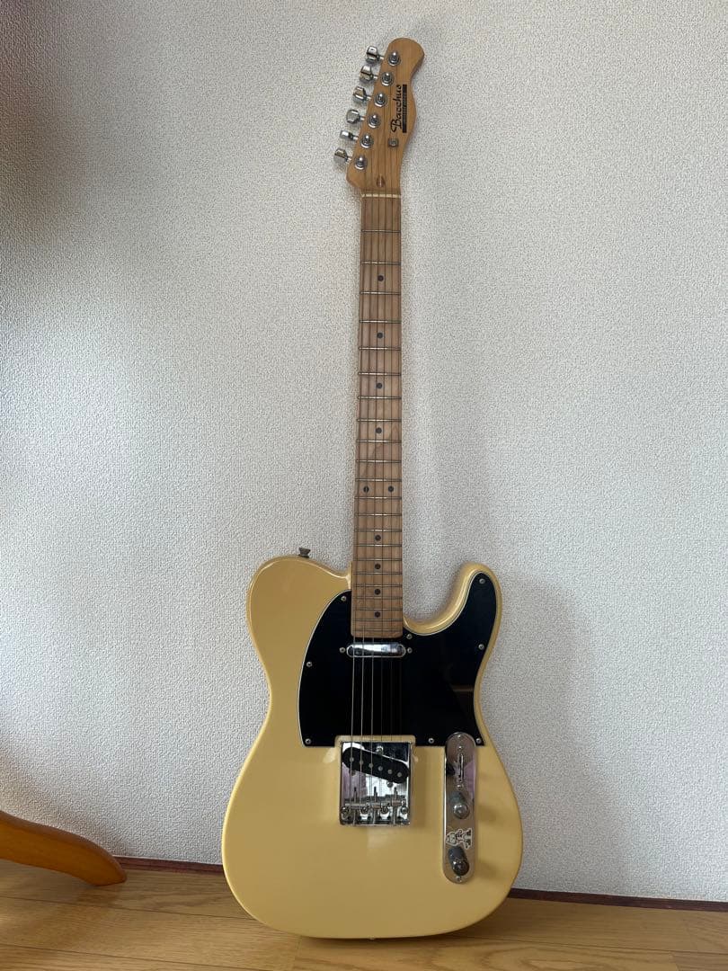 Bacchus Telecasterスタイル エレキギター♪