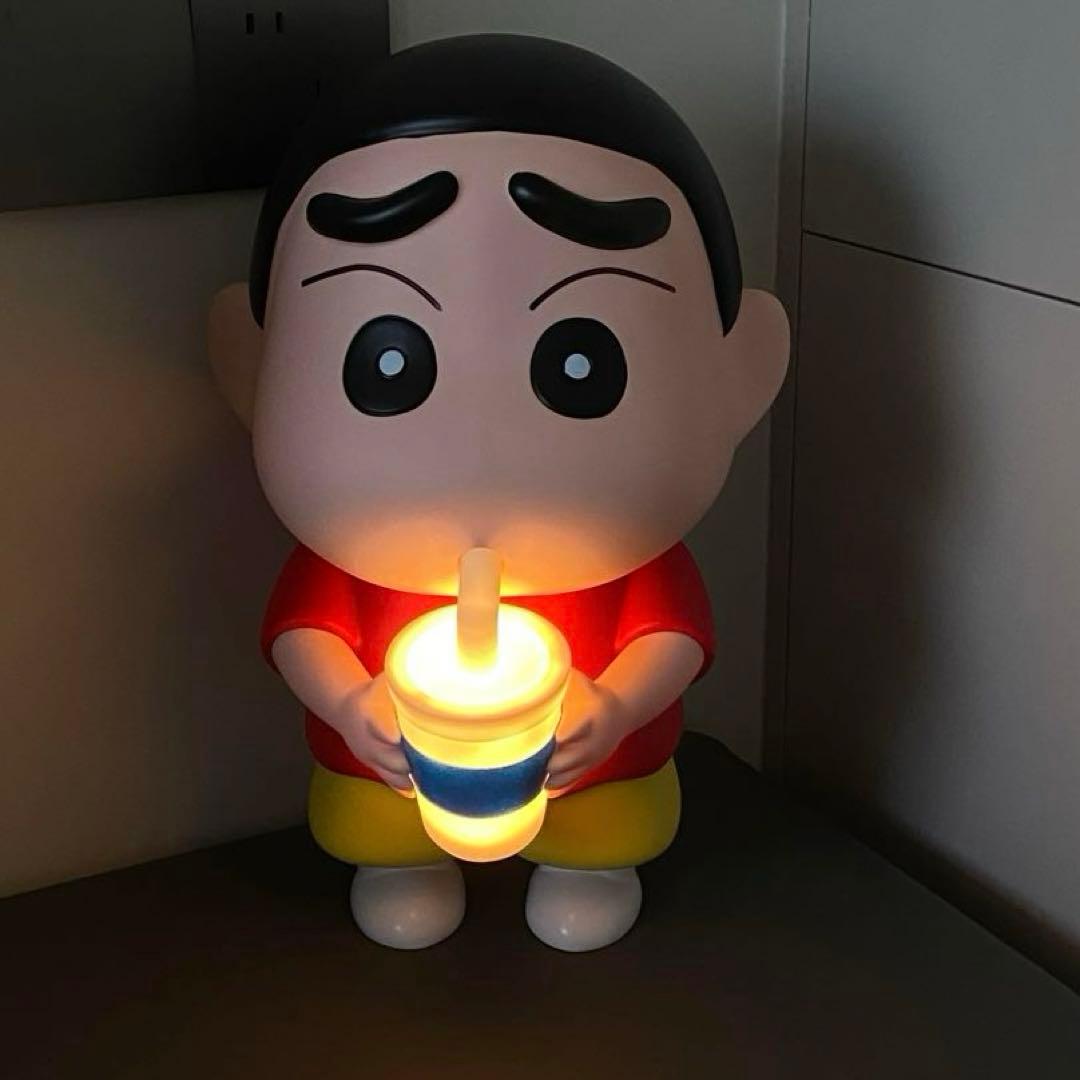 クレヨンしんちゃん ライト付きフィギュア 約35cm