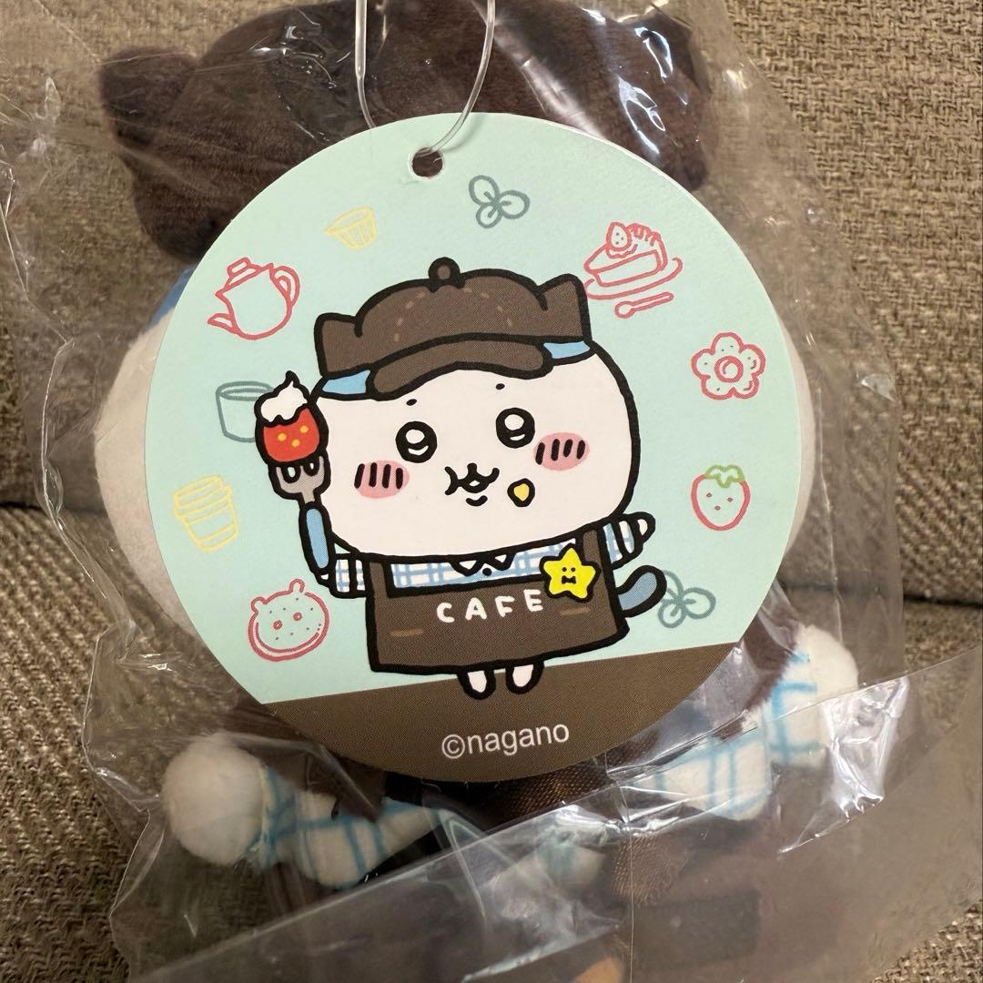 〈初期レア〉　ちいかわ　カフェの店員さんマスコット　ハチワレ