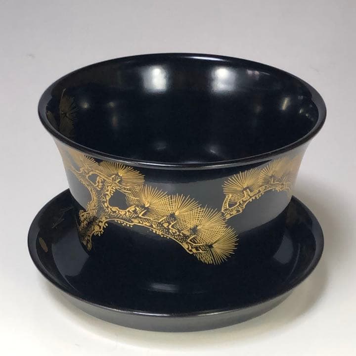 木製漆器沈金松双鶴皿付き盃洗