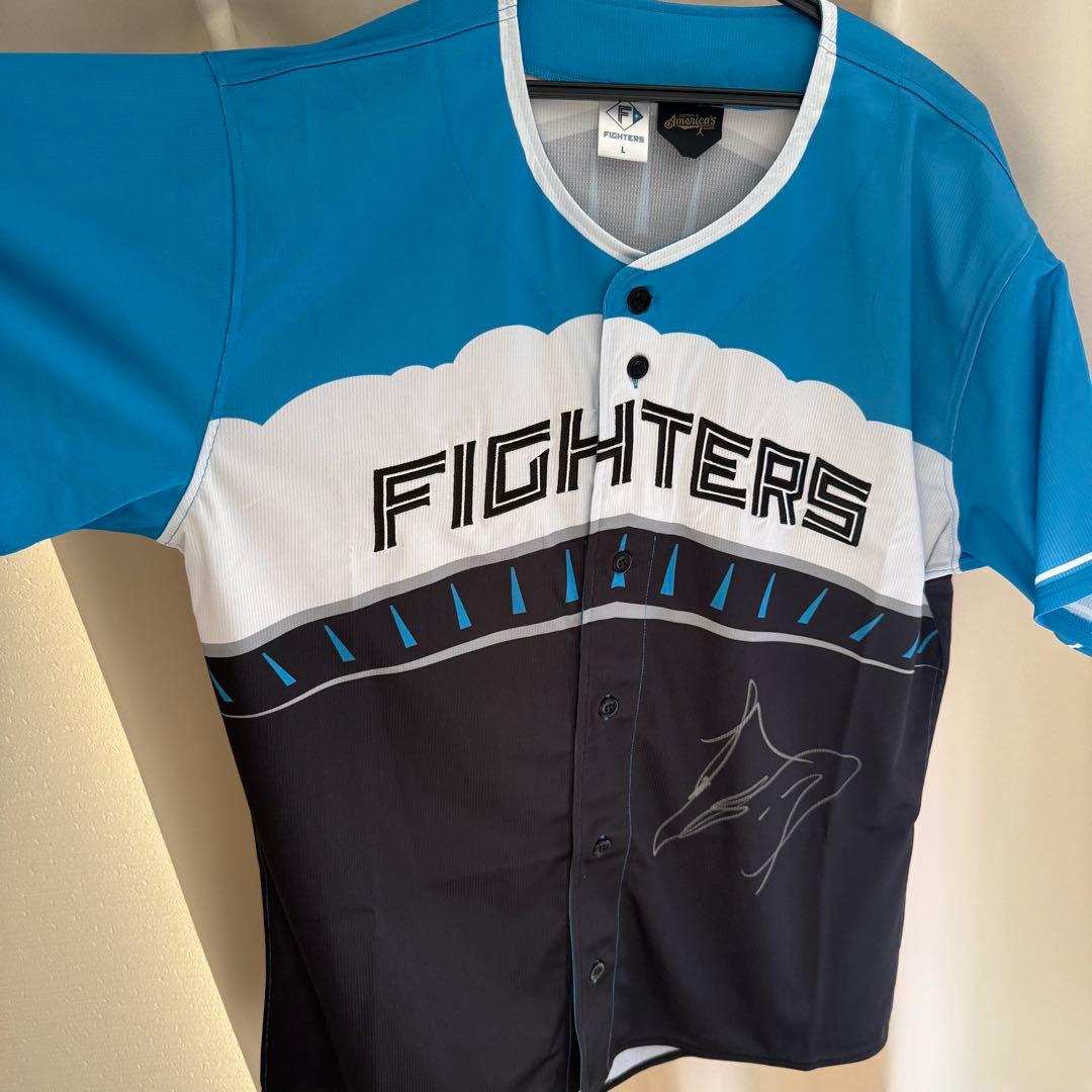 ファイターズ レプリカユニフォーム 伊藤大海 エスコン2周年 直筆サイン入り