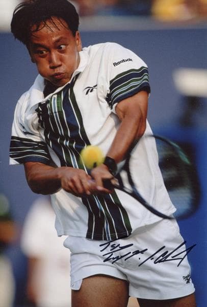 男子テニス　チャンピオン　証明書付き　マイケル・チャン 　直筆サイン入りフォト