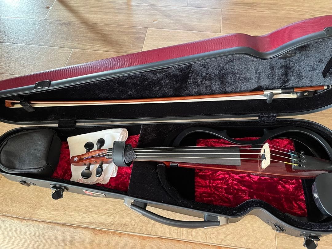 Yamaha サイレントバイオリン YSV-104 本体　ブラウン　【中古美品】