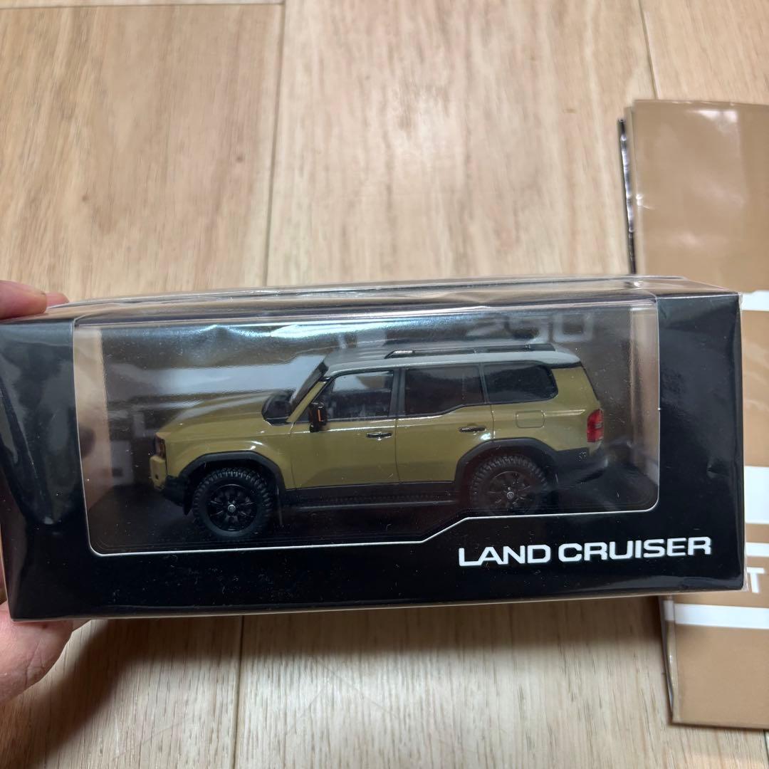 【ファーストエディション】ランクル 250 丸目 サンカラーサンプル 【未開封】