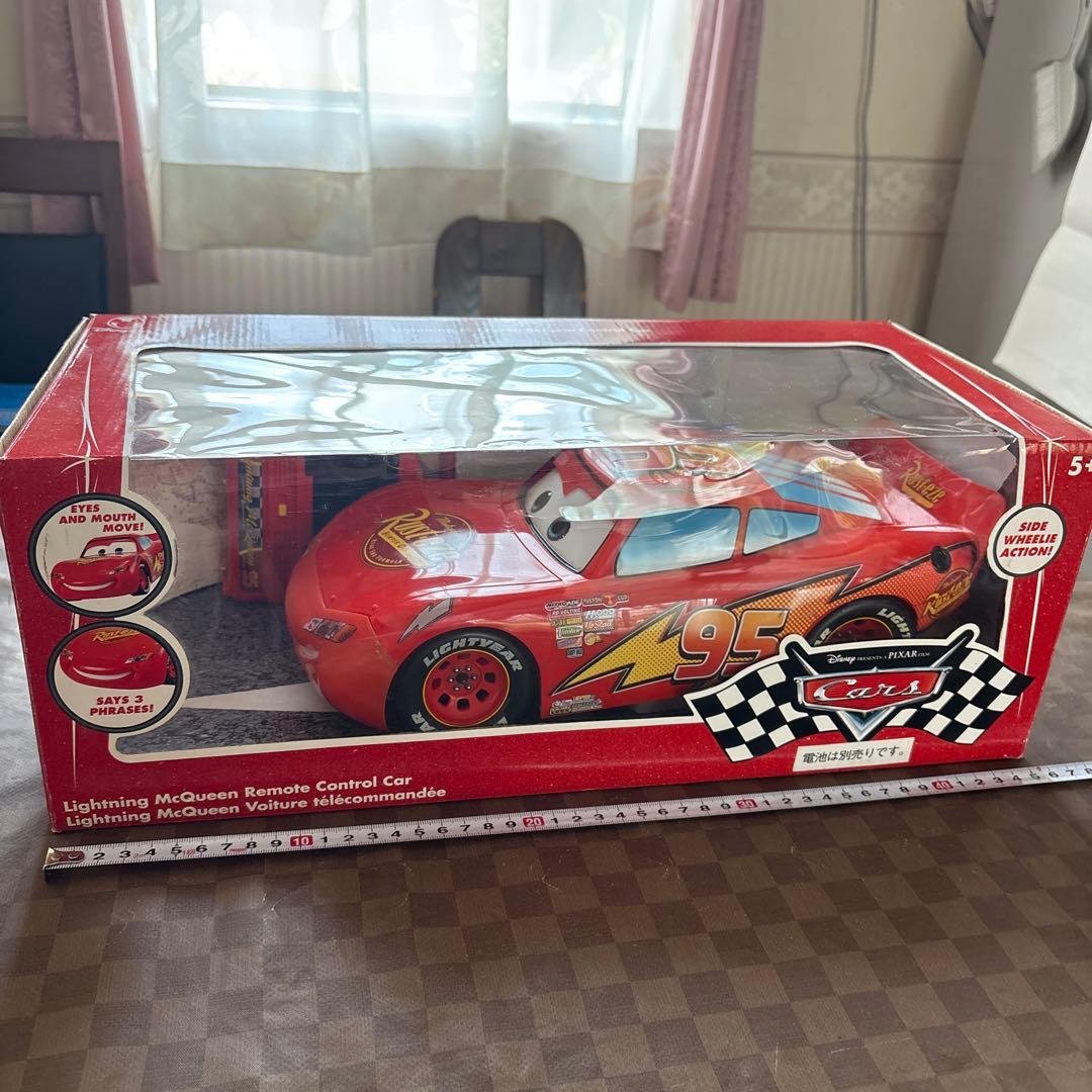 カーズ　Lightning McQueen リモコンカー