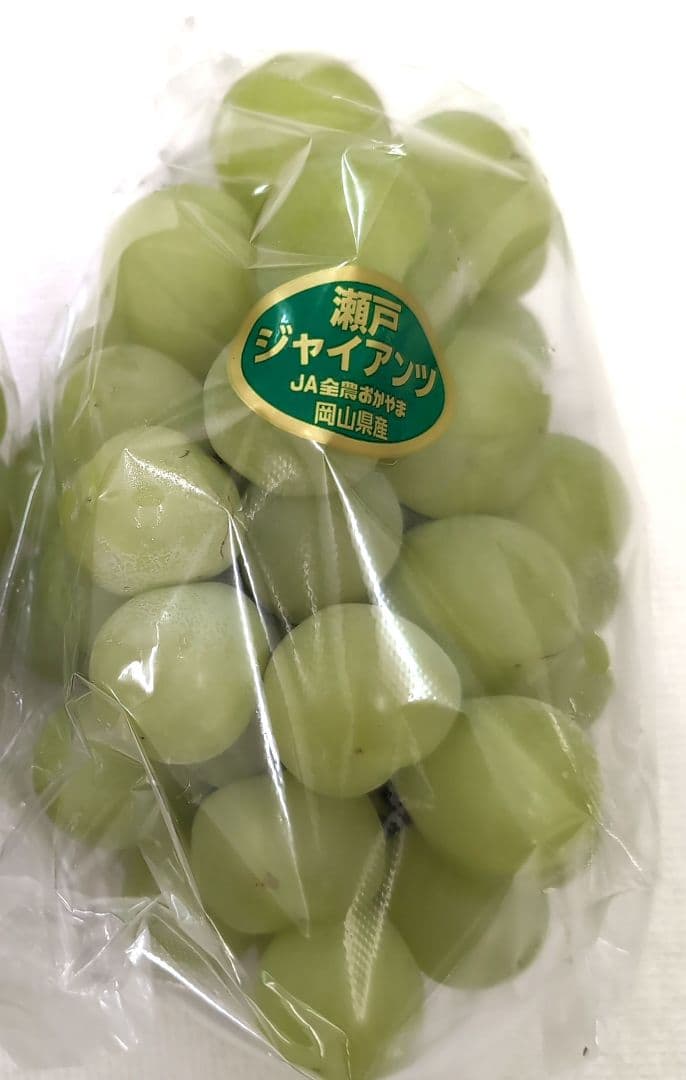 [Tony] 岡山県産瀬戸ジャイアンツ 1房、晴桃がたり5個入り