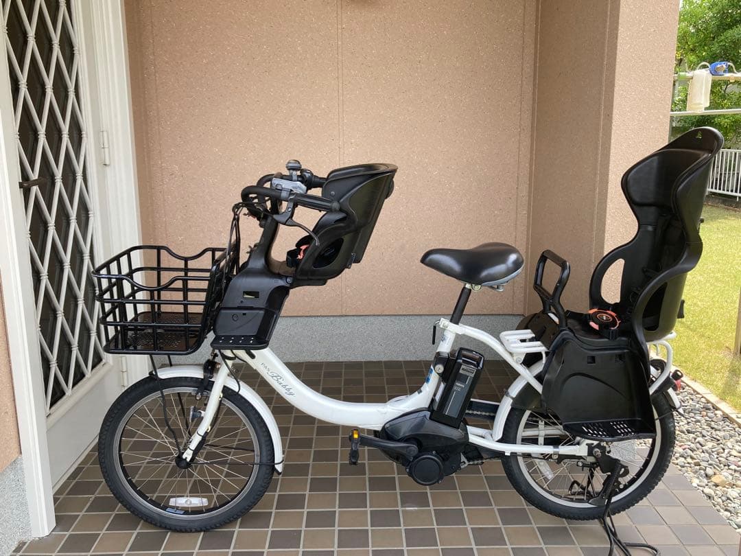 電動アシスト自転車　ヤマハ パスバビーアン20インチ 子供乗せ 3人乗り 白色