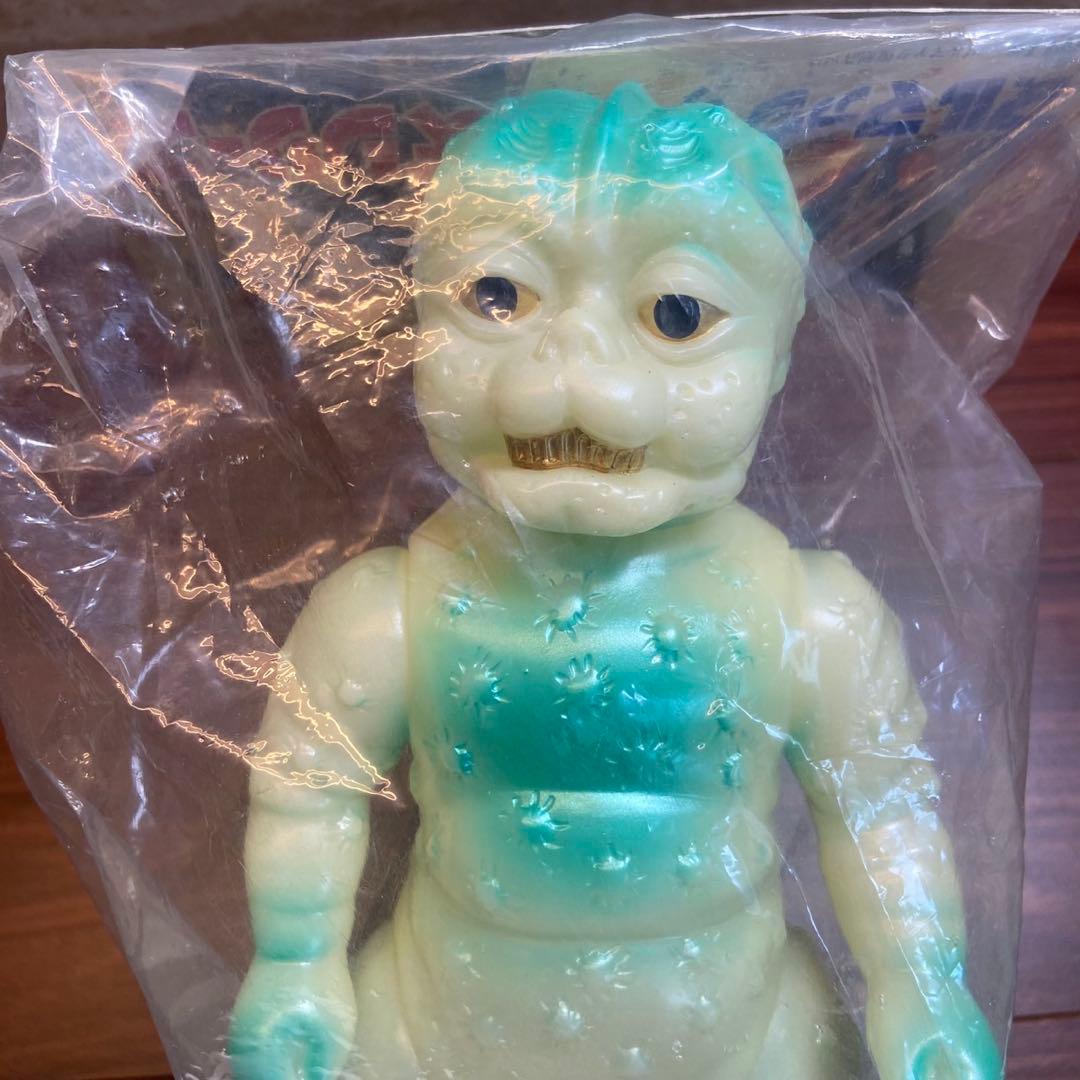 ブルマァク m１号 ミニラ 蓄光成型 新品未使用 5776