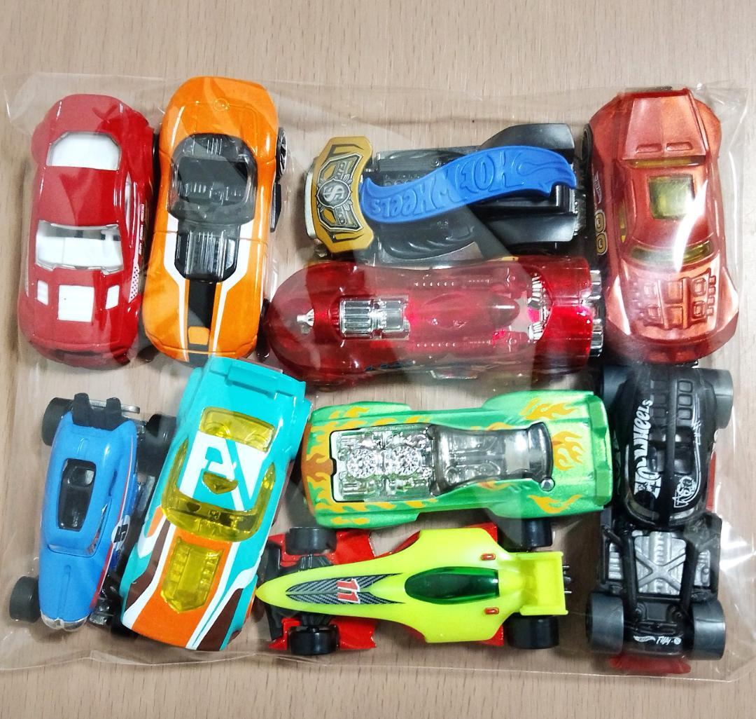 ミニカーまとめ売り　200台　トミカ　ホットウィール　ヴィンテージ　チョロＱなど