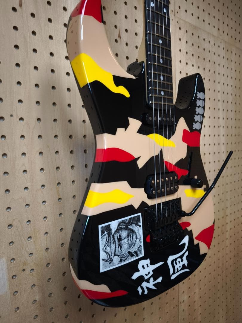 ☆彡EDWARDS E-KAMIKAZE-I ジョージ・リンチモデルとケース