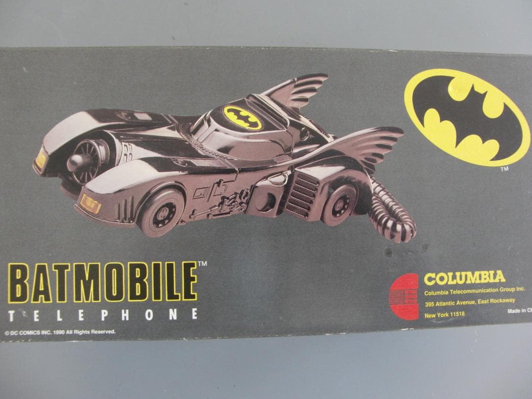 バットマン　バットモービル型　電話機