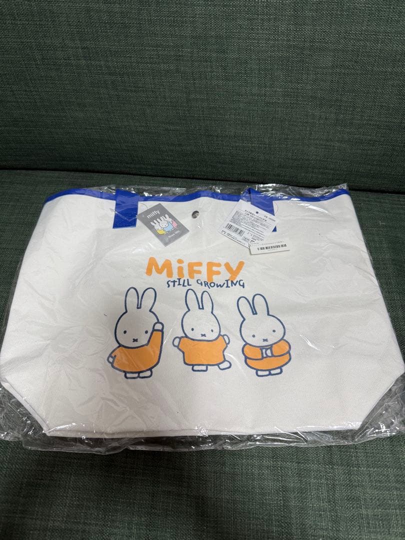 いー　サマ ミッフィー　トートバッグ Mサイズ