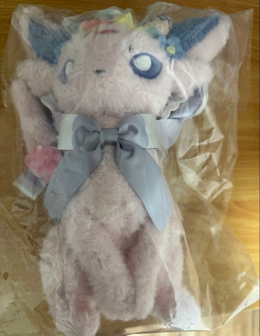 ポケモン エーフィーイースターぬいぐるみ