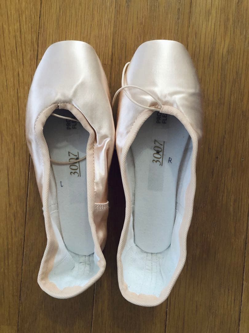 新品同様Grishiko グリシコ プロフレックス3007 トゥシューズ 5xx