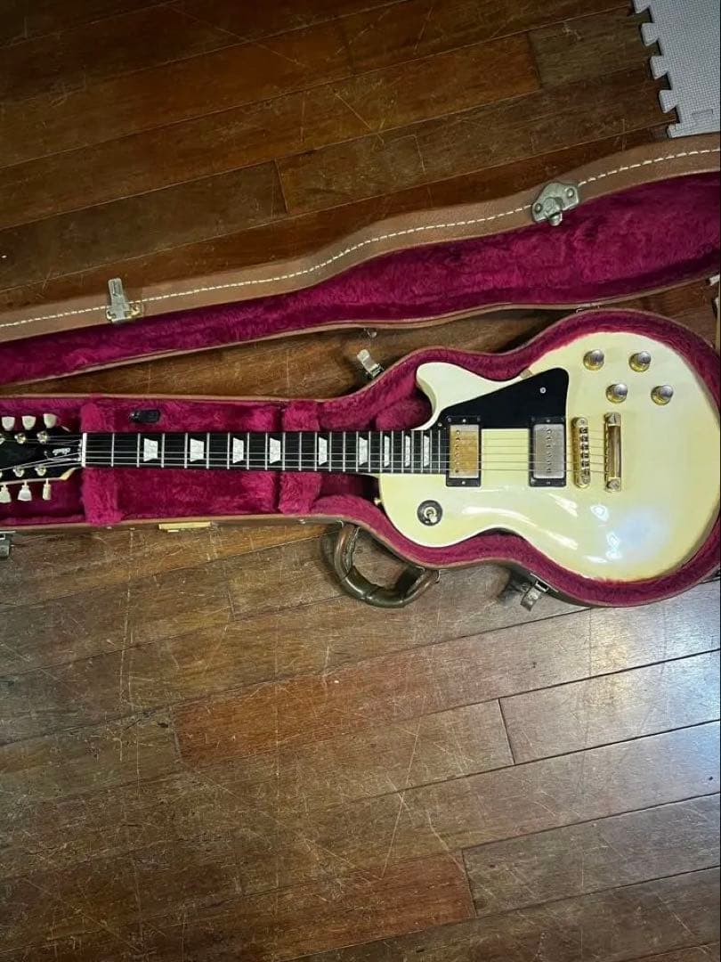 ギブソン　Les Paul Studio