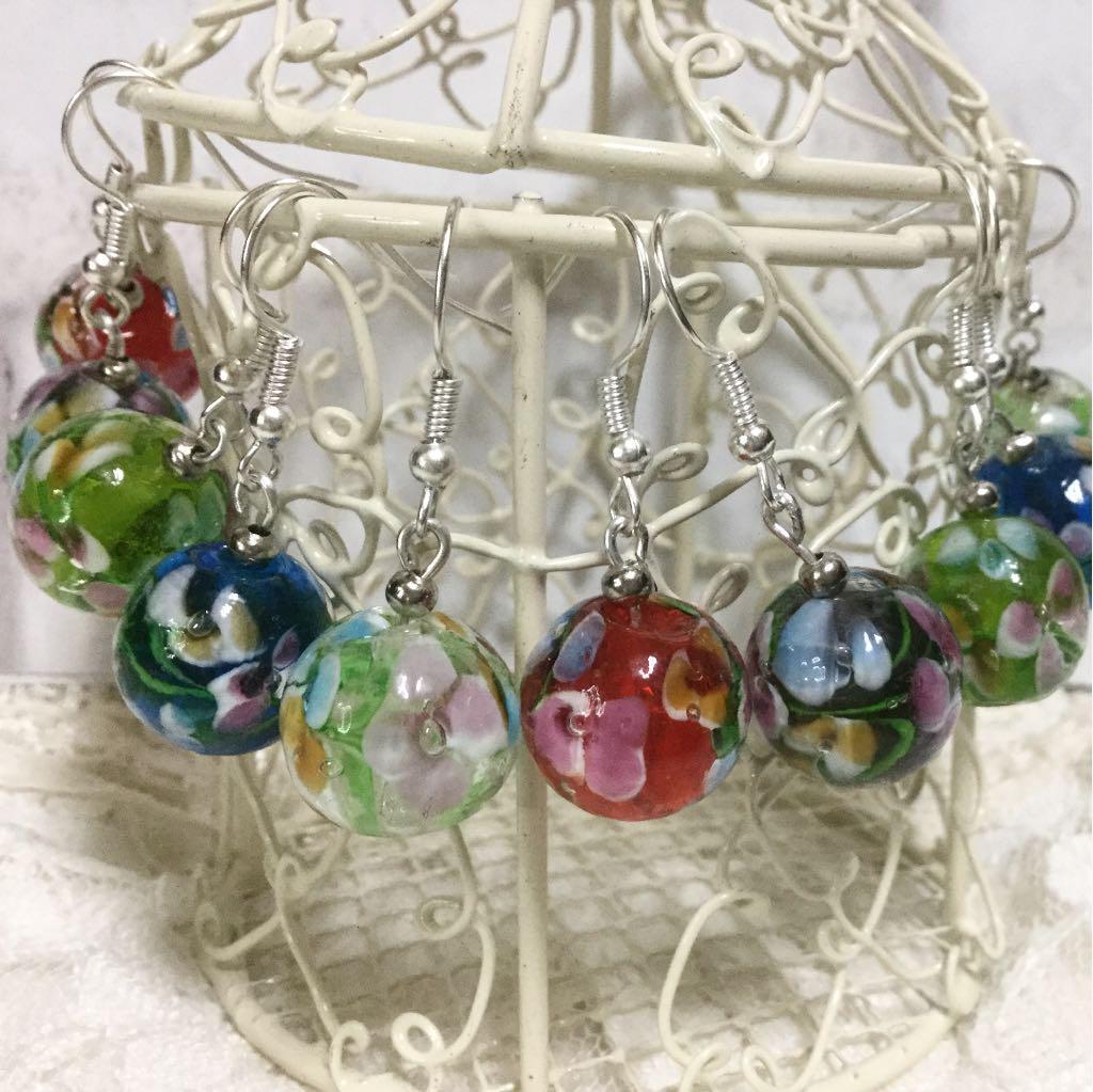 70❤️とんぼ玉ピアス❤️選べる5色・1セット送料込650円❤️