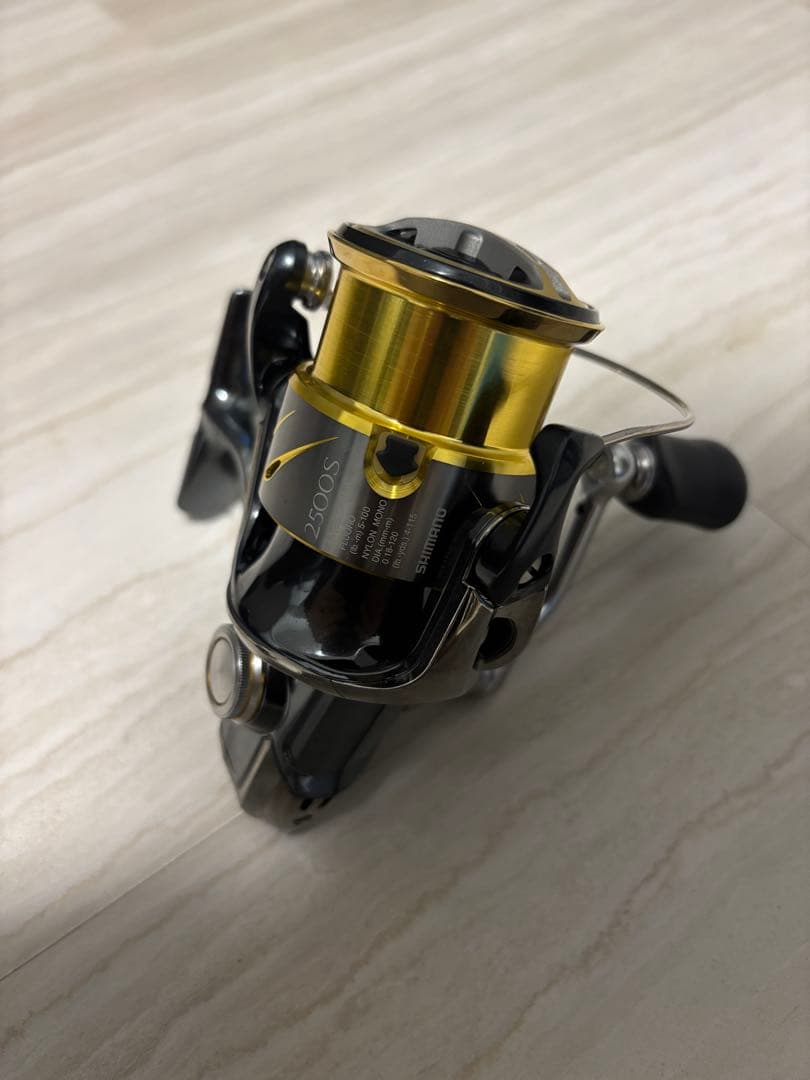 シマノ　ステラ2500S 巻き感良