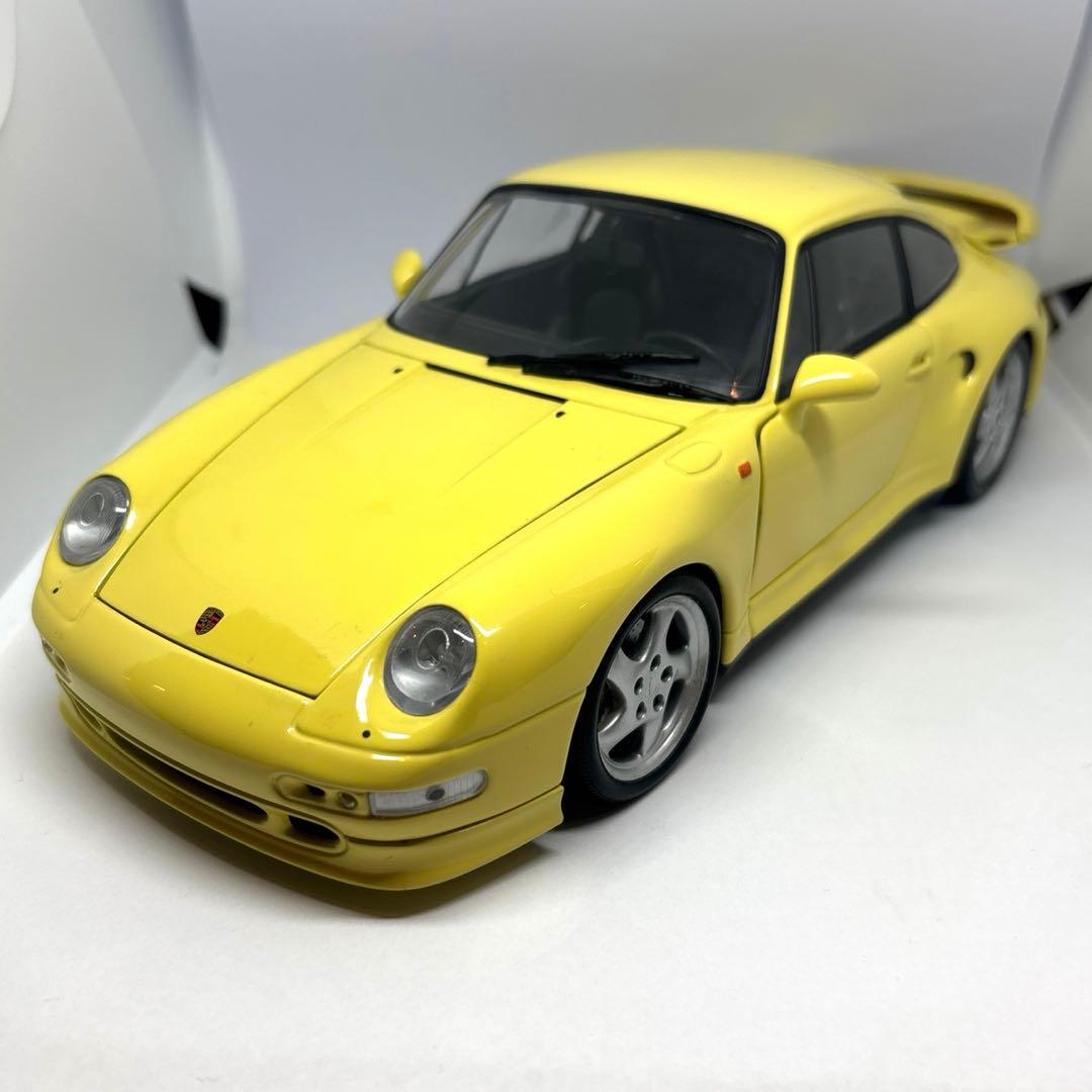 UTモデルズ ポルシェ 911 ターボS 1/18 ミニカー 絶版品