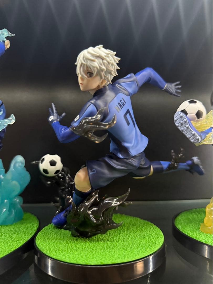 ブルーロック 一番くじ フィギュア 潔世一 千切豹馬 凪誠士郎 蜂楽廻 糸師凛