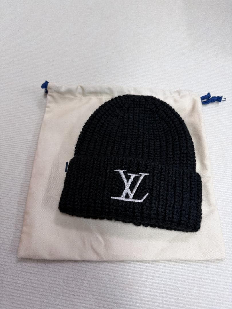 ブラック 刺繍 ニット帽