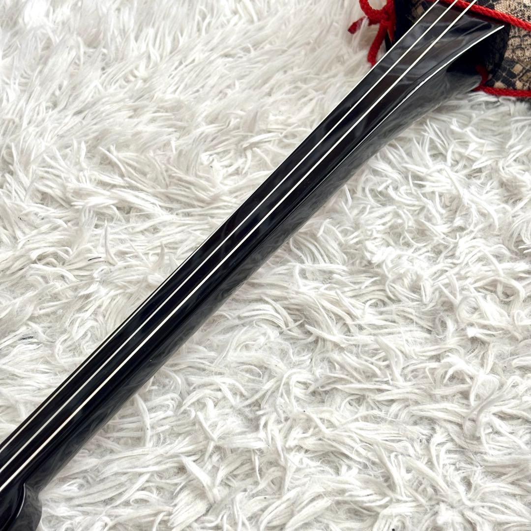 ✨美品✨沖縄三線 三味線 人工革　合皮 ヘビ柄　ソフトケース付 民族楽器 弦楽器