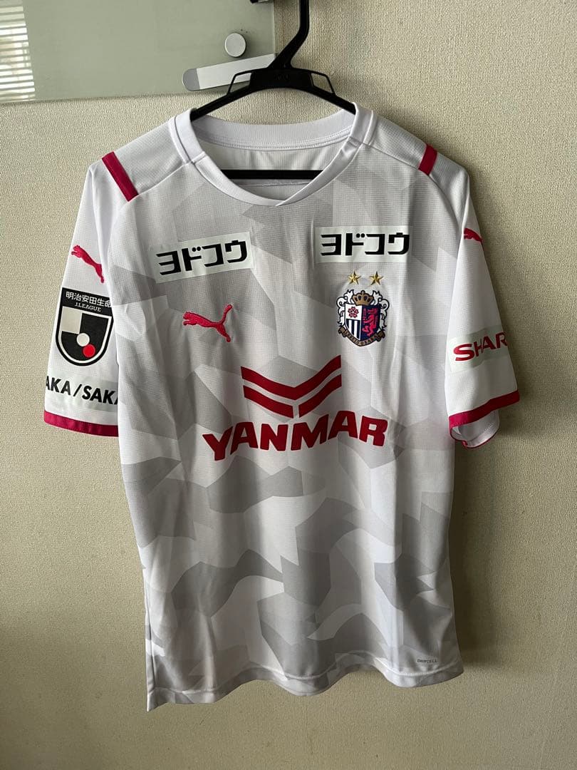 セレッソ大阪　進藤　ユニフォーム