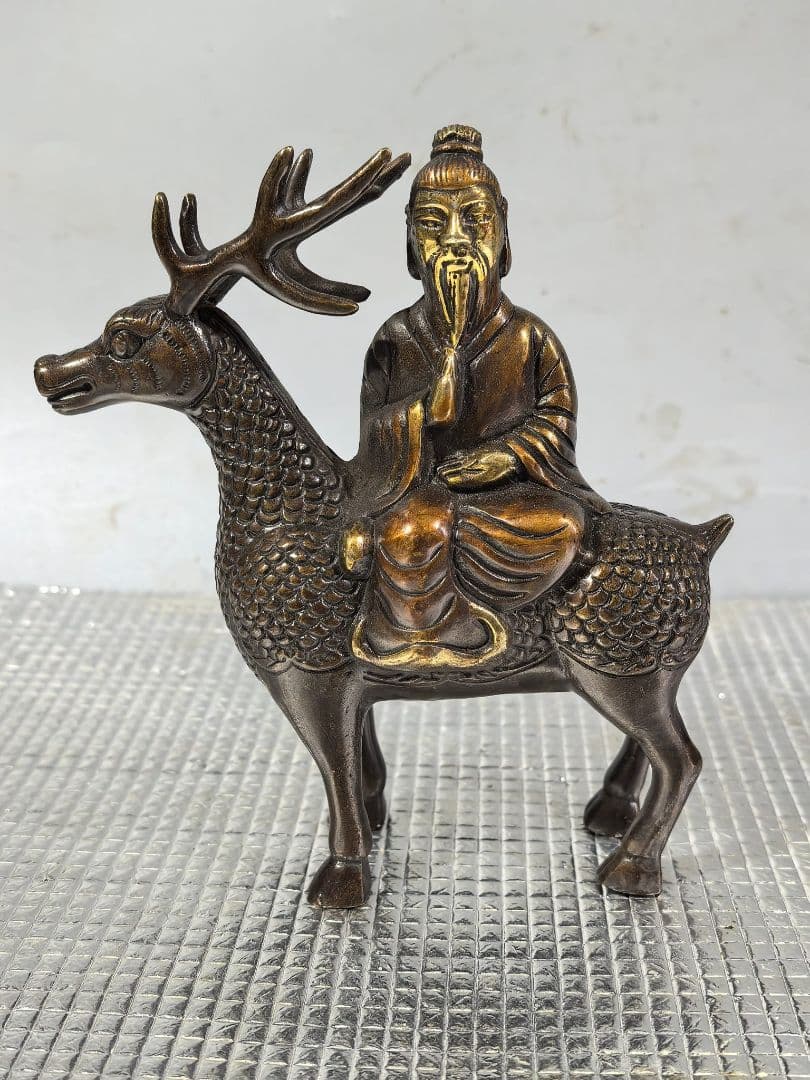 銅製 指鹿仙人 リビング 玄関 書斎お 茶台 開運 風水 招財 置物 工芸品