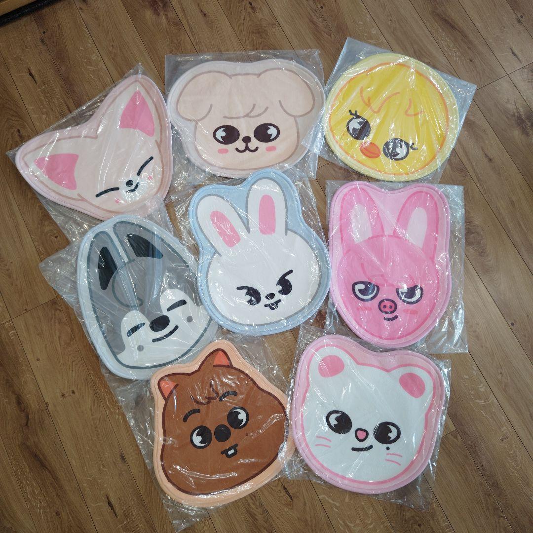 SKZOO 　ミニカーペット　全種類セット　StrayKids