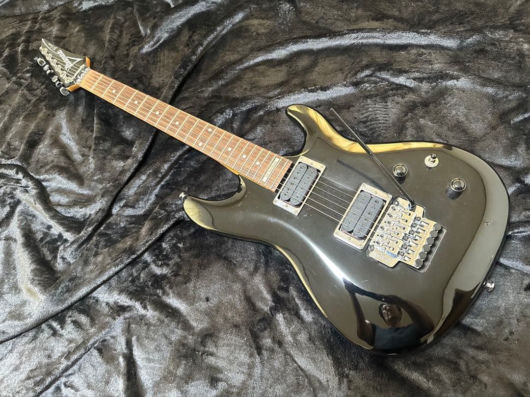 ギター Ibanez JS 100 JOE SATRIANI