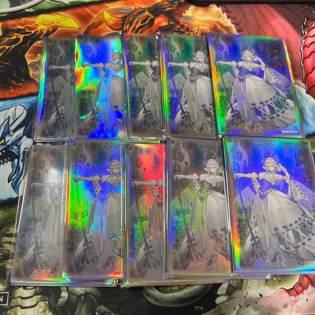 白銀の城のラビュリンス　スリーブ　10枚×10セット　未開封　YUDT