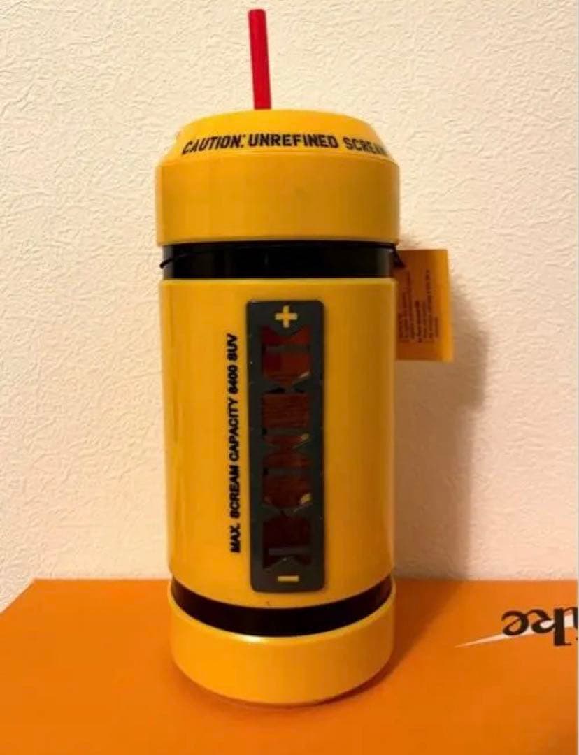 USディズニー限定 モンスターズインク 悲鳴エネルギータンク ドリンクボトル