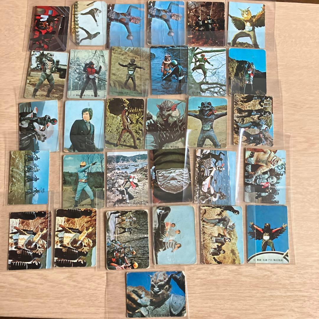 仮面ライダーカードとアルバム