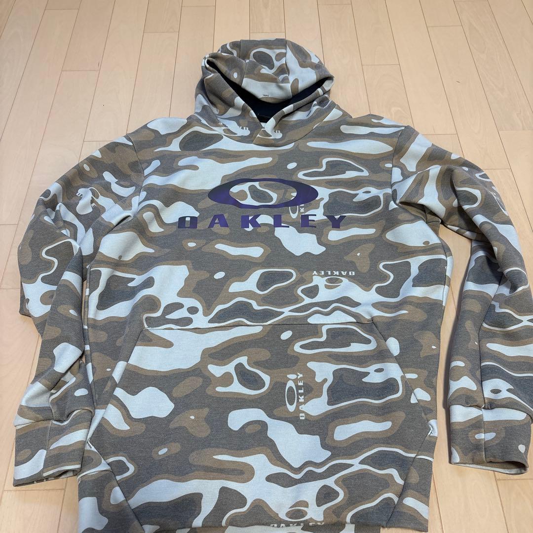 OAKLEY 迷彩柄 フード付きパーカー セットアップ