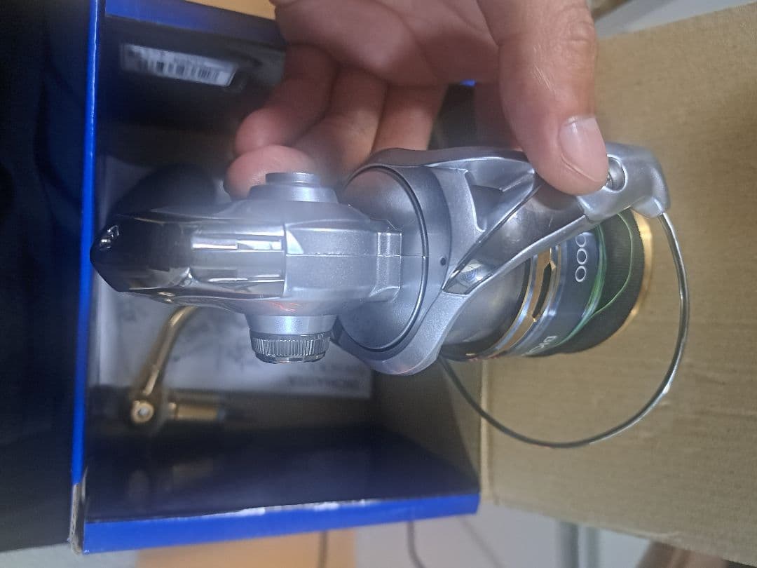 シルバー BIOMASTER スピニングリール　sw6000xg　shimano