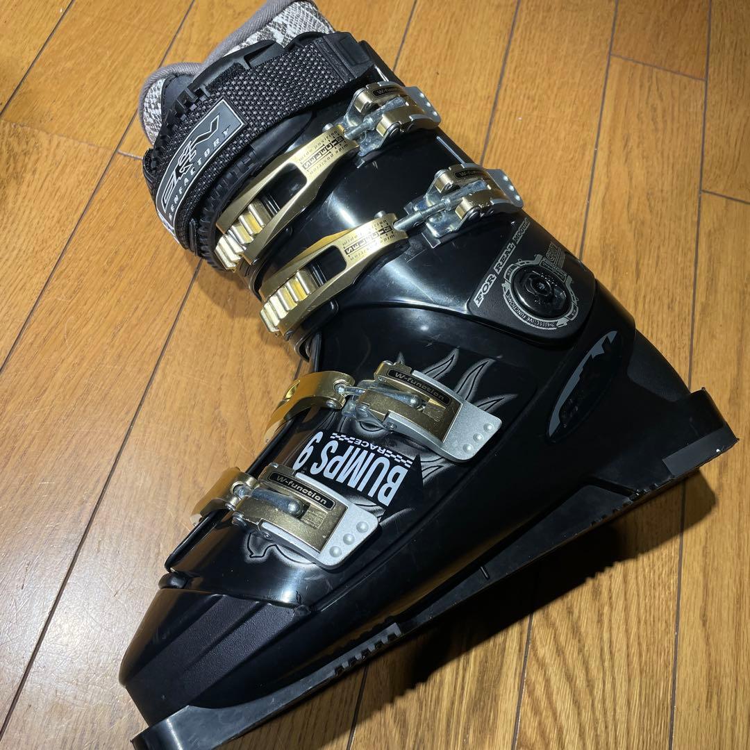 ヤカラ 　GENゲンファクトリーBUMPS9 26.0-26.5cm