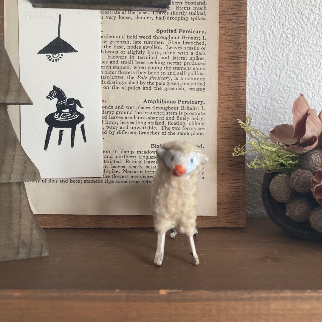 【希少】ドイツアンティーク　儚げな羊さん　A