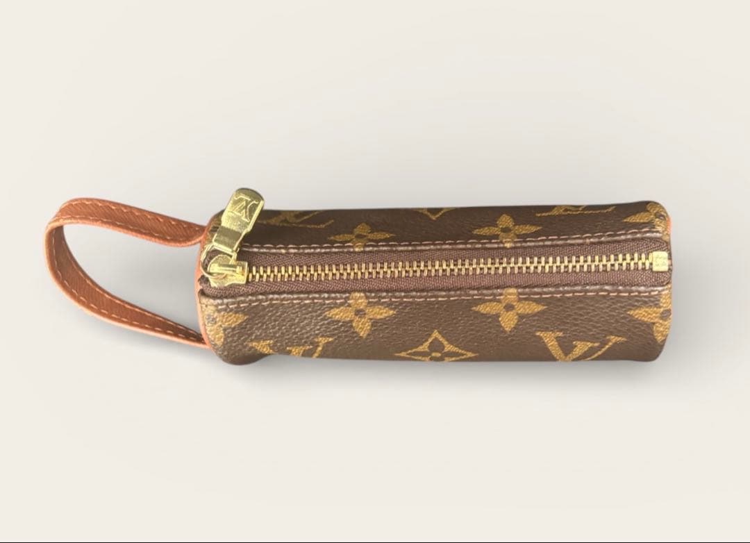 Louis Vuitton モノグラムポーチ　ゴルフボール