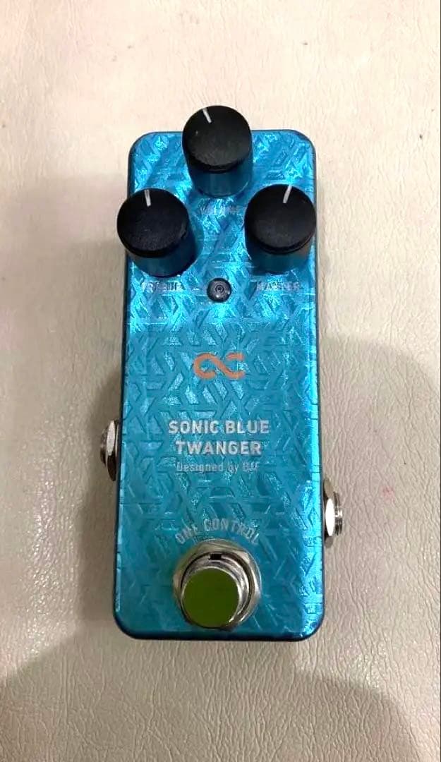 ギター One Control / SONIC BLUE TWANGER