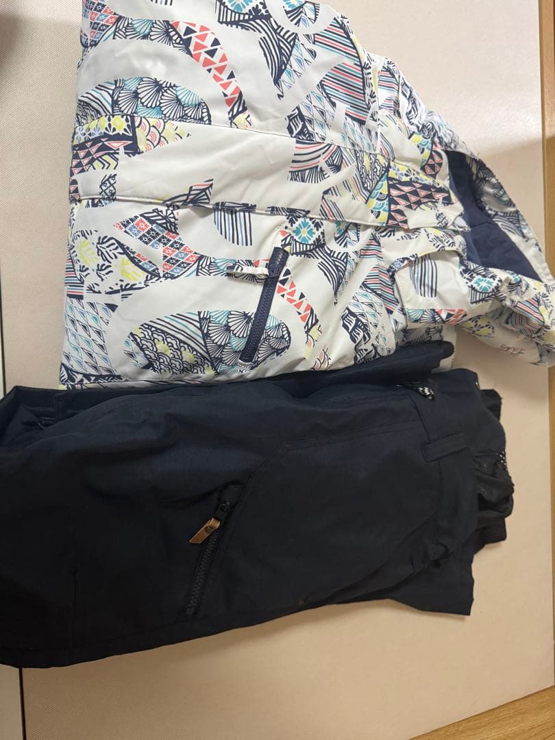 女性用 スノーボードウェア ROXY 上下セット 商品説明欄をご確認ください