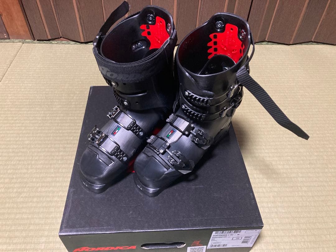 23/24 新品NORDICAドーベルマン5 RD-M 24.5cm シェルのみ