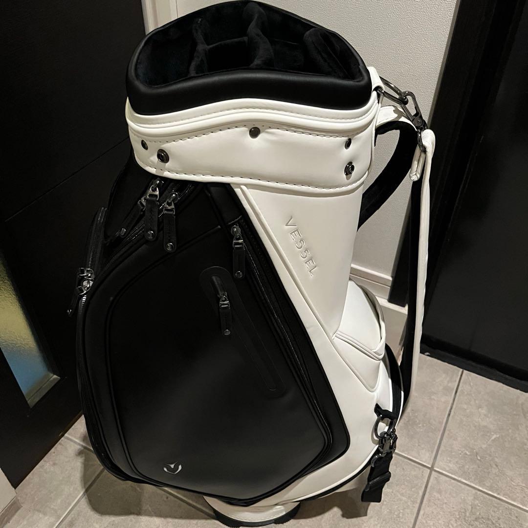 VESSELベゼル9型 自立　prodigyスタッフキャディバック