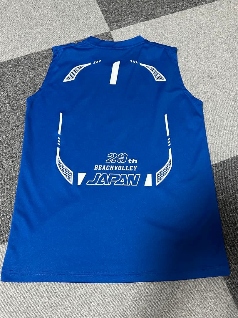 ビーチバレーボールタンクトップ