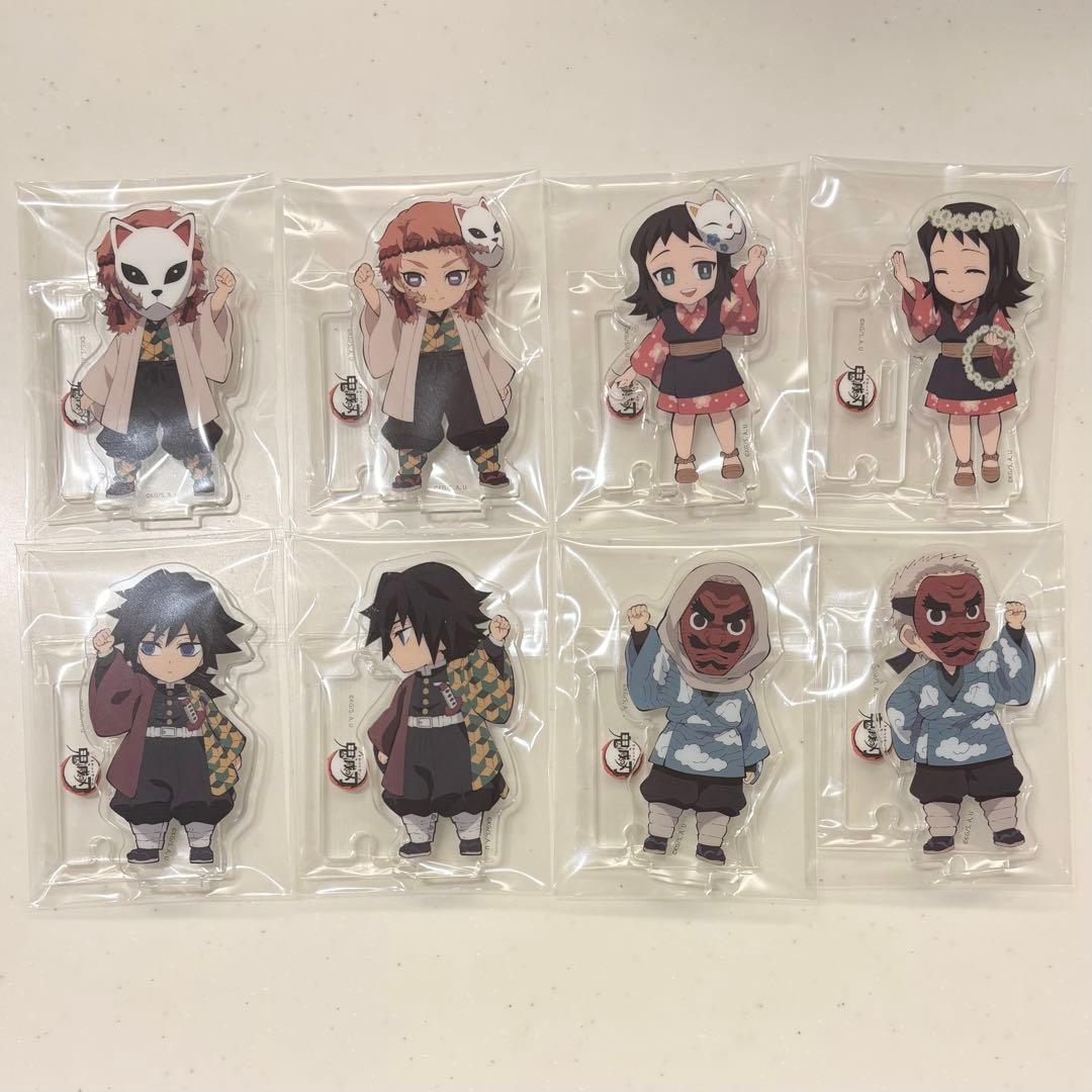 鬼滅の刃 繋がるアクリルスタンド 義勇 錆兎 真菰 鱗滝